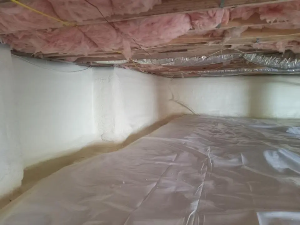 Crawl space encapsulation with closed-cell spray foam for Spray Foam Roofing in Los Lunas